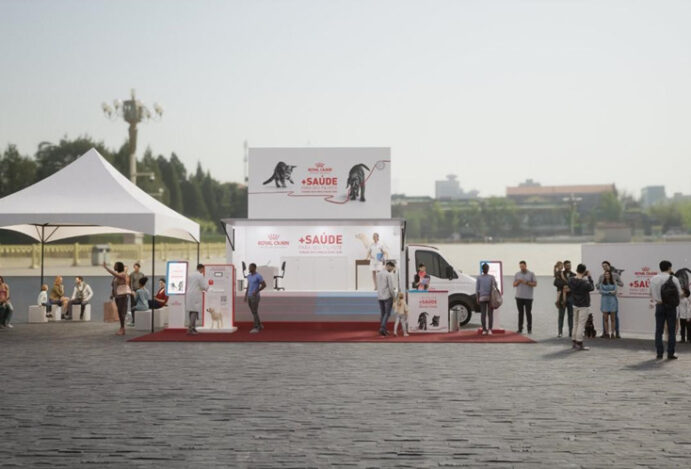 ROYAL CANIN