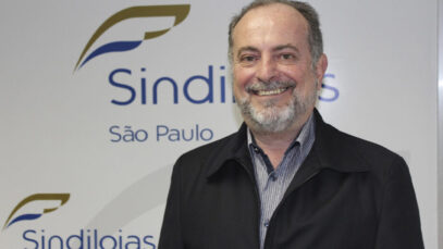 Sindilojas-SP pede veto à PL sobre veterinários em pet shops VETERINÁRIOS EM PET SHOPS