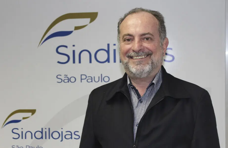 Sindicato faz campanha por venda de animais em pet shops
