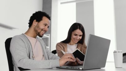 business-people-working-company MBA EM MERCADO PET
