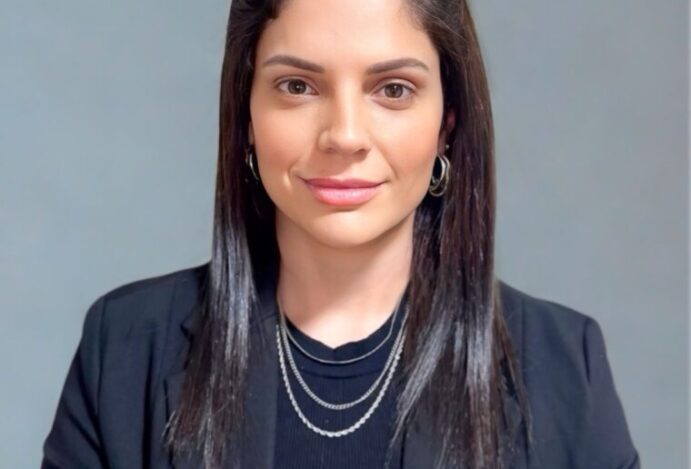 Vetor Distribuidora, Cecilia Cestaro
