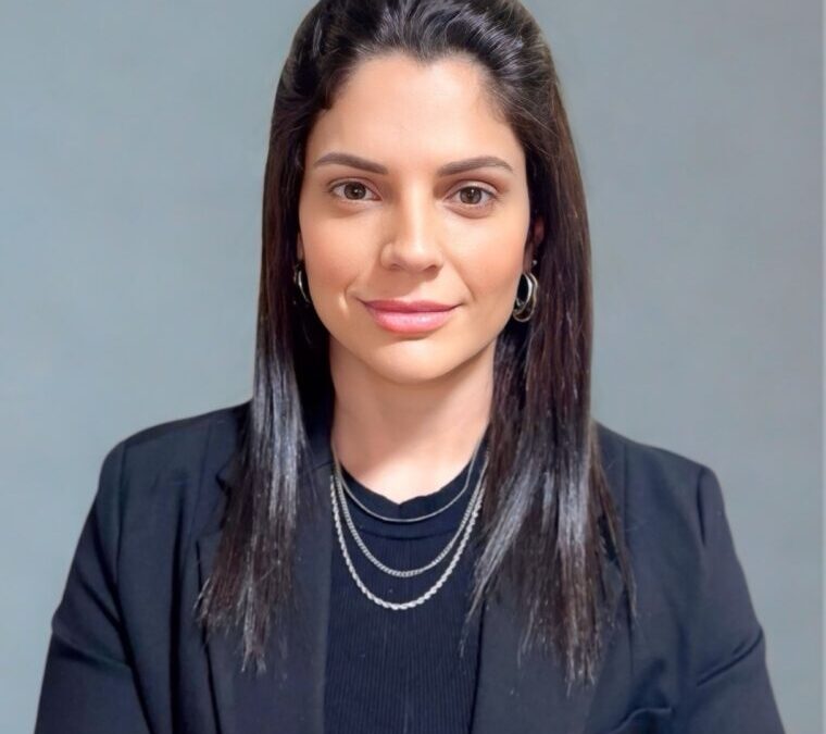 Vetor Distribuidora, Cecilia Cestaro