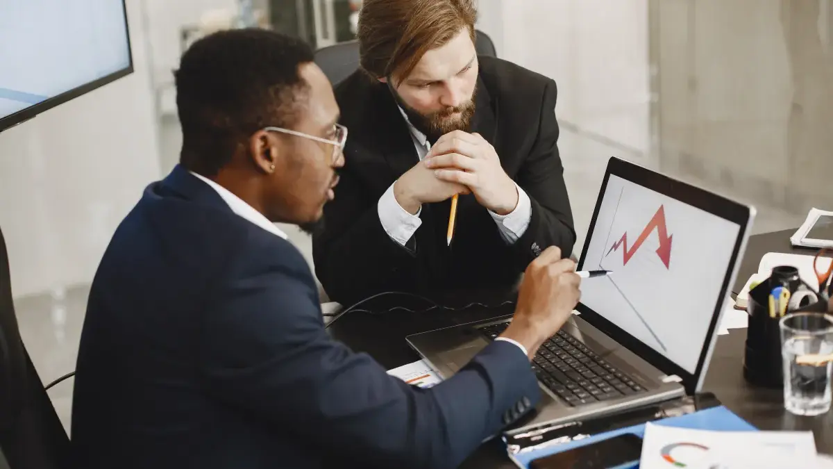 Fusão entre Petz e Cobasi enfrenta onda de críticas