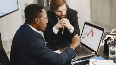 Fusão entre Petz e Cobasi enfrenta onda de críticas