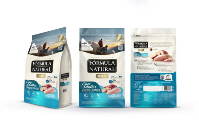 Fórmula Natural conta com ração para cães com mais benefícios