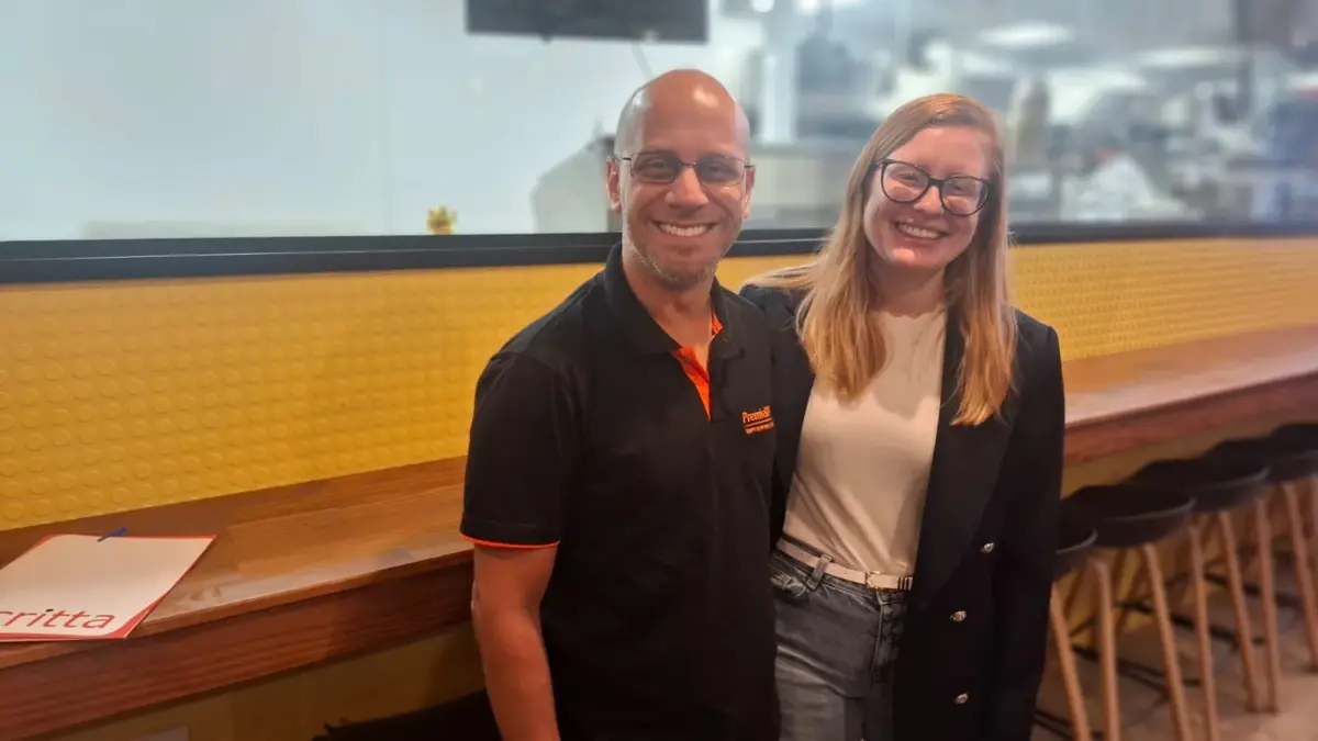 Flavio Lopes (PremierPet) em sintonia com Isabella Moraes, da Mindray