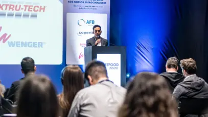 Petfood Forum Brasil tem mais de 30 anos de histórias de networking, troca de experiências e conhecimento