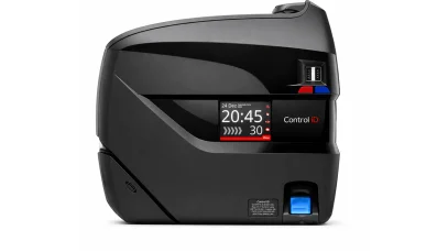 Equipamento realiza a identificação por biometria digital e senha