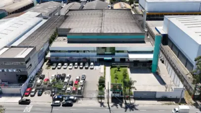 Pet Society cria a fábrica do futuro